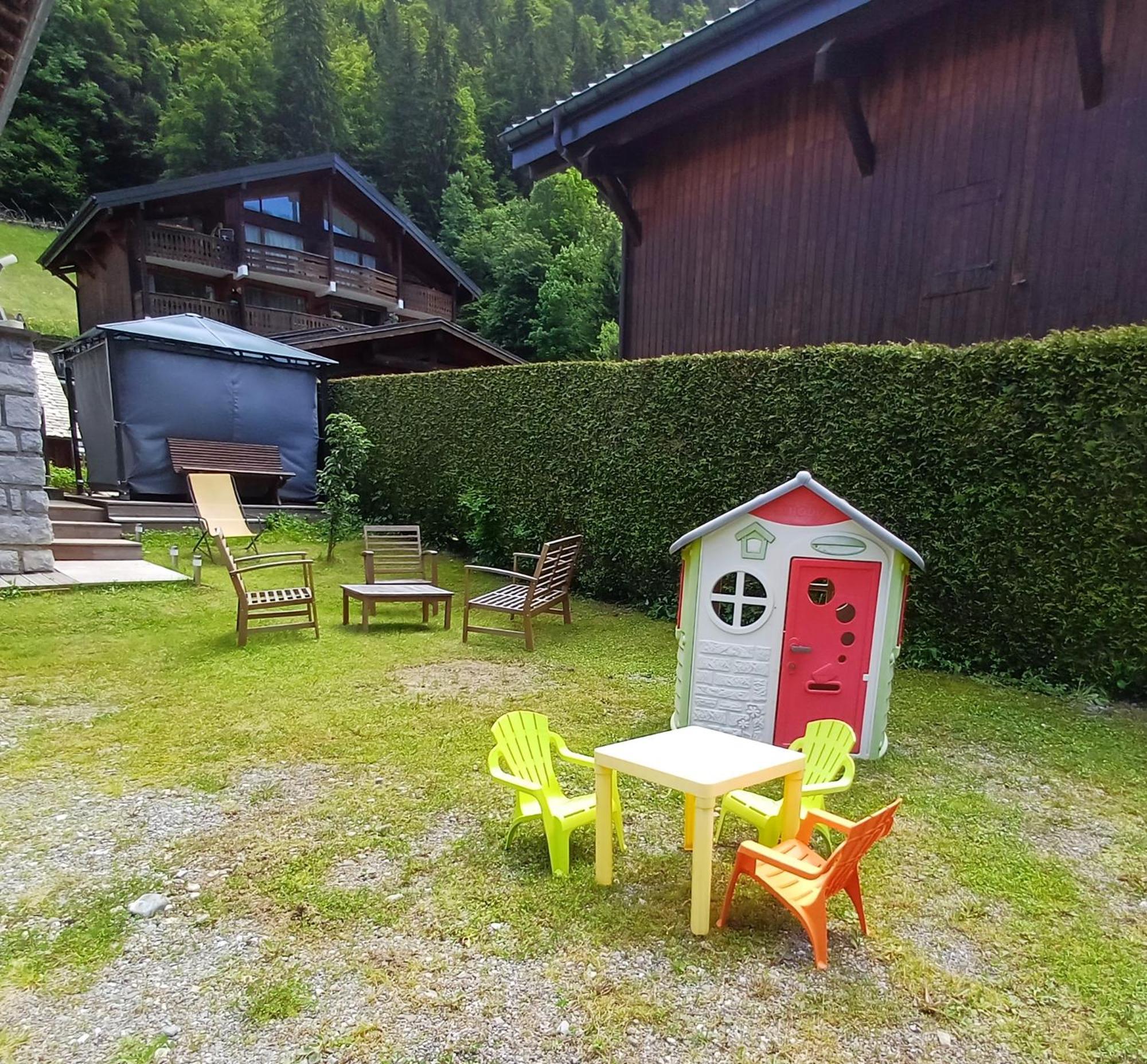 Appartement Meuble Classe 3 Etoiles De 72 M2, 2 Chambres Morzine Exterior photo